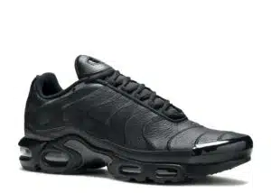 AIR MAX PLUS TN  'TRIPLE BLACK' - immagine 2