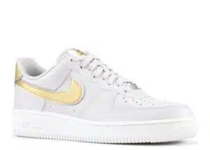 AIR FORCE 1 LOW 'ORO METALLICO'  - immagine 4
