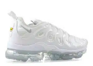 AIR VAPORMAX PLUS 'TRIPLE WHITE'  - immagine 3