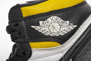 AIR JORDAN 1 RETRO HIGH OG NRG 'NON PER LA RIVENDITA' REPLICA - immagine 5