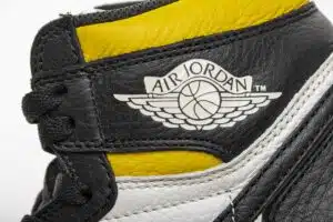 AIR JORDAN 1 RETRO HIGH OG NRG 'NON PER LA RIVENDITA'  - immagine 5