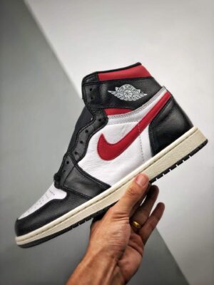 AIR JORDAN 1 RETRO HIGH OG 'PALESTRA RED'  - immagine 3