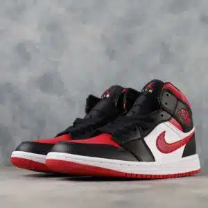 AIR JORDAN 1 MID 'NERO FIRE RED'  - immagine 4