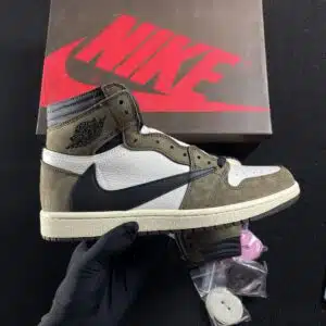 AIR JORDAN RETRO 1  TRAVIS SCOTT - immagine 6