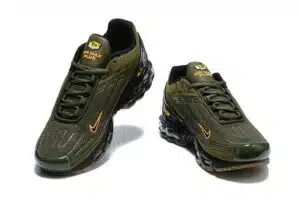 AIR MAX PLUS 3  'OLIVA - immagine 3