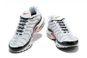 AIR MAX PLUS SE 'PHOTON DUST'  - immagine 4