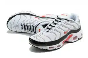 AIR MAX PLUS SE 'PHOTON DUST'  - immagine 3