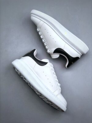 ALEXANDER MCQUEEN REPLICA BIANCO E NERO - immagine 3