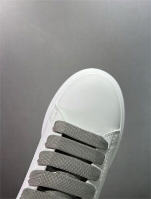 ALEXANDER MCQUEEN OVERSIZED  'BIANCHE E GRIGIE' - immagine 6