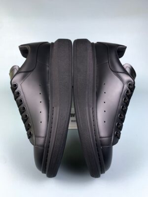 ALEXANDER MCQUEEN OVERSIZED  NERE - immagine 4