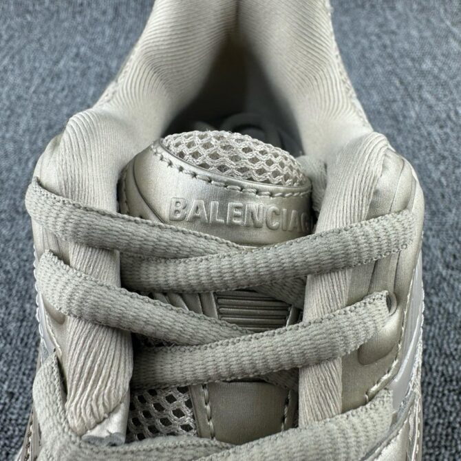 REPLICA BALENCIAGA DEFENDER ‘BEIGE’ - immagine 4