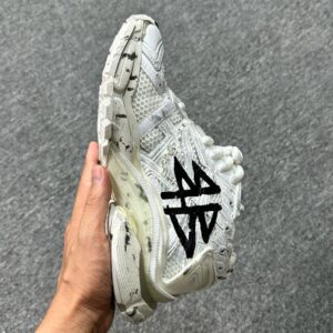 BALENCIAGA RUNNER GRAFFITI 'BIANCHE' - immagine 8