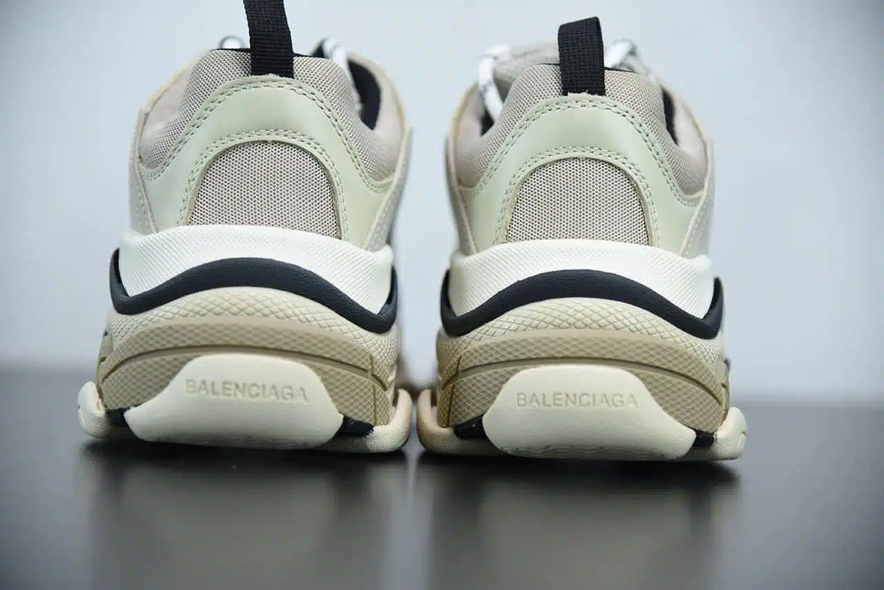 REPLICA BALENCIAGA TRIPLE S TRAINER 'VANILLE' - immagine 4