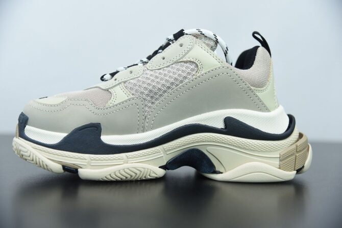 REPLICA BALENCIAGA TRIPLE S TRAINER 'VANILLE' - immagine 3