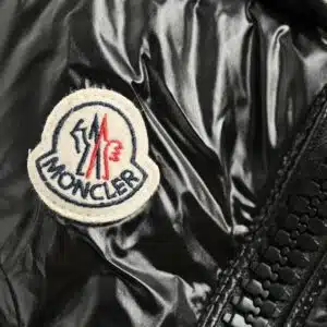  MONCLER GIACCA TRAPUNTATA CON CAPPUCCIO 'NERO - immagine 3