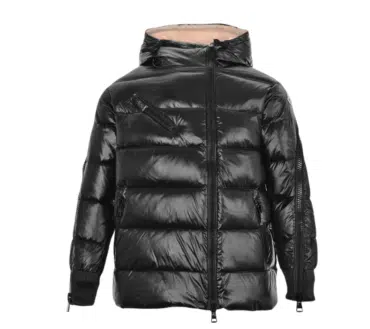 REPLICA MONCLER GIACCA TRAPUNTATA CON CAPPUCCIO 'NERO