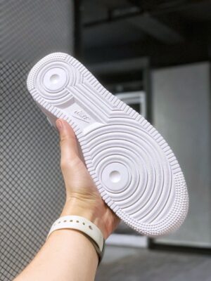 DRAKE NOCTA X AIR FORCE 1 'CERTIFIED LOVER BOY' REPLICA - immagine 3