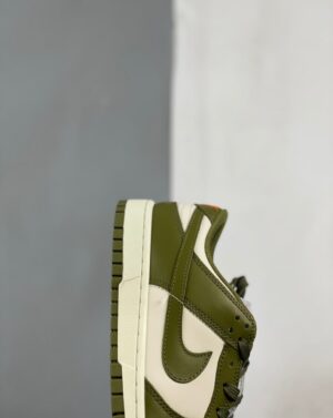 DUNK LOW RETRO 'ROUGH GREEN' - immagine 2