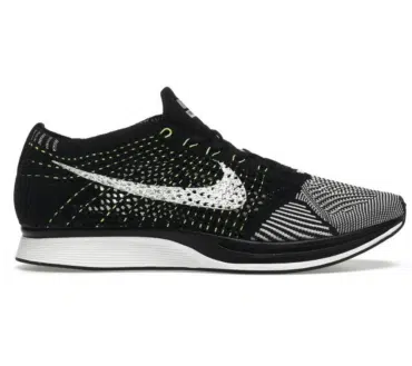 REPLICA FLYKNIT RACER NERO BIANCO NERO VOLT