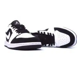  JORDAN 1 LOW BLACK&WHITE - immagine 4