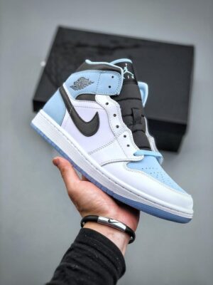  JORDAN 1 MID 'ICE BLUE' - immagine 9