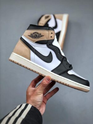 AIR JORDAN 1 RETRO HIGH 'LATTE' REPLICA - immagine 7
