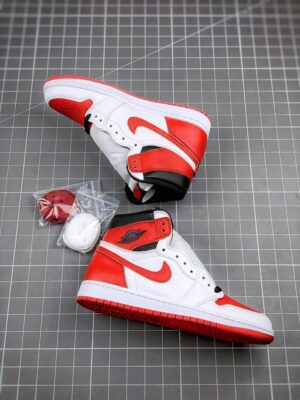  JORDAN 1 RETRO HIGH OG 'HERITAGE' - immagine 6