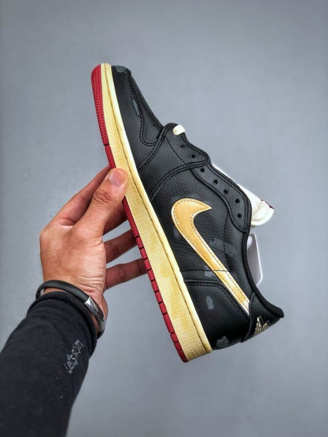 REPLICA JORDAN 1 RETRO LOW 'NIGEL SYLVESTER BETTER WITH TIME' - immagine 8