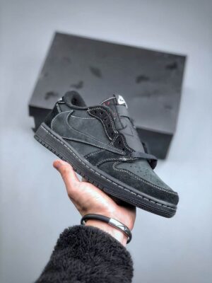  JORDAN 1 RETRO LOW TRAVIS SCOTT 'BLACK PHANTOM' - immagine 10