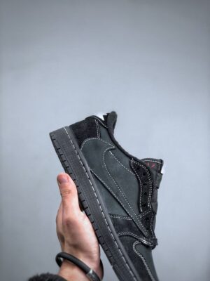  JORDAN 1 RETRO LOW TRAVIS SCOTT 'BLACK PHANTOM' - immagine 5