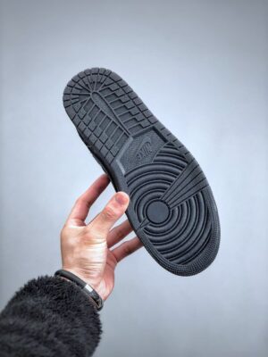  JORDAN 1 RETRO LOW TRAVIS SCOTT 'BLACK PHANTOM' - immagine 3