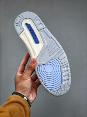  JORDAN 3 RETRO 'LUCKY SHORTS' - immagine 3