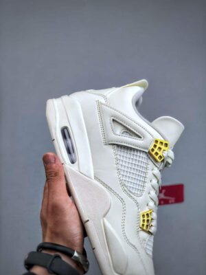 JORDAN 4 RETRO 'METALLIC GOLD'  - immagine 5