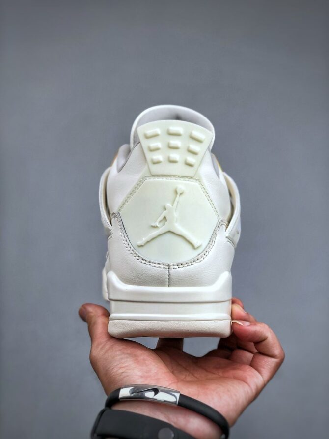 JORDAN 4 RETRO 'METALLIC GOLD' REPLICA - immagine 4