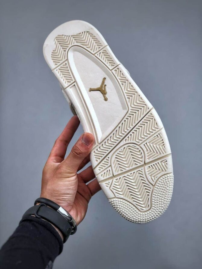 JORDAN 4 RETRO 'METALLIC GOLD' REPLICA - immagine 3