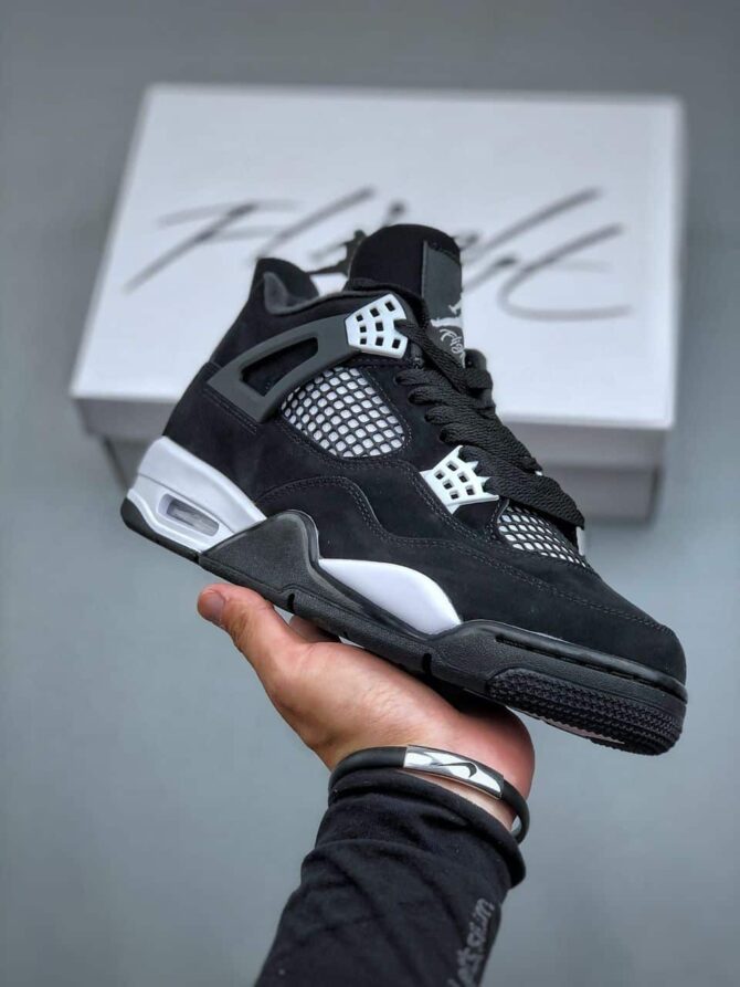 JORDAN 4 RETRO ‘WHITE THUNDER’ REPLICA - immagine 9