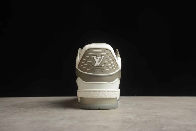 REPLICA LOUIS VUITTON LV TRAINER 'GRIGIE E BIANCHE' - immagine 3
