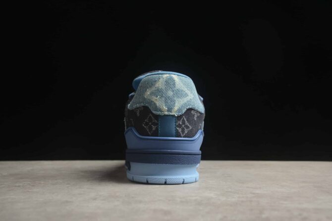 REPLICA LOUIS VUITTON TRAINER X NIGO 'BLU' DENIM - immagine 4
