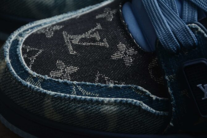 REPLICA LOUIS VUITTON TRAINER X NIGO 'BLU' DENIM - immagine 3