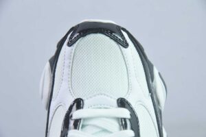 NEW BALANCE 9060 'BLACK-WHITE' - immagine 3