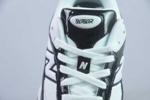 NEW BALANCE 9060 'BLACK-WHITE' - immagine 2