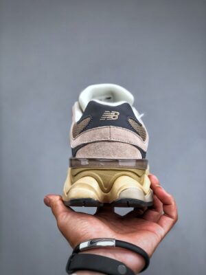 NEW BALANCE 9060 DRIFTWOOD MINDFUL GREY ‘CASTLEROCK’  - immagine 4