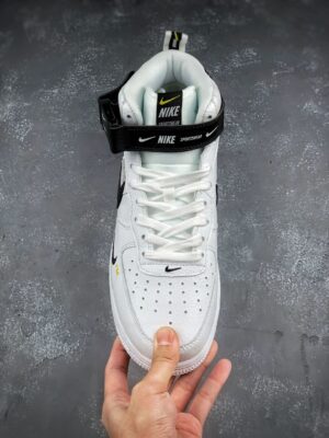AIR FORCE 1 MID '07 LV8 'UTILITY WHITE' REPLICA - immagine 9