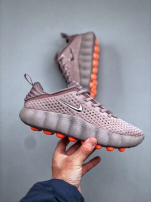 NIKE MIND 002 ‘LIGHT VIOLET’ ORE - immagine 2