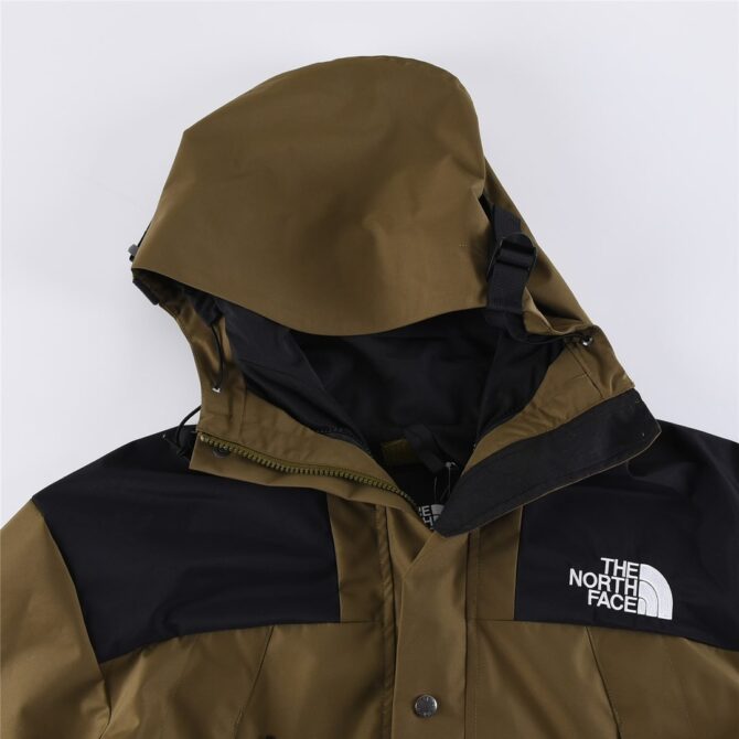 THE NORTH FACE GIACCA IN GORE-TEX VERDE OLIVA REPLICA - immagine 4