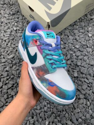  SB DUNK LOW FUTURA LABORATORIES 'BLEACHED AQUA' - immagine 10