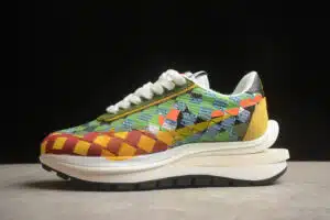  VAPORWAFFLE X SACAI 'WOVEN JPG' - immagine 7