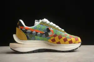  VAPORWAFFLE X SACAI 'WOVEN JPG' - immagine 6