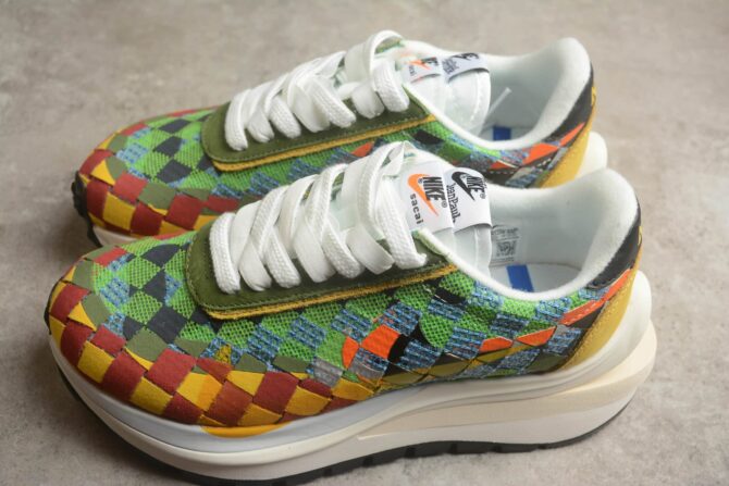 REPLICA VAPORWAFFLE X SACAI 'WOVEN JPG' - immagine 2