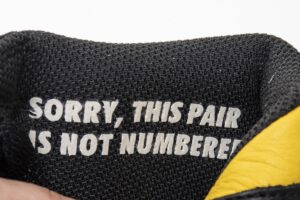 AIR JORDAN 1 RETRO HIGH OG NRG 'NON PER LA RIVENDITA' REPLICA - immagine 6